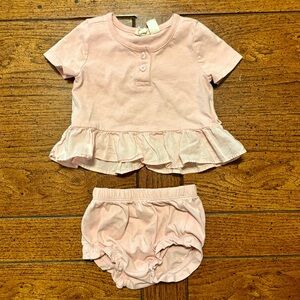 Pink Ruffled Baby Girl Set, Top & Bottoms - Baby Gap, 0-3 months, Summer/Spring